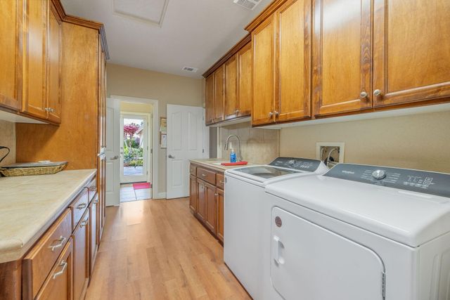 1928 S Shirk Road, Visalia, CA 93277