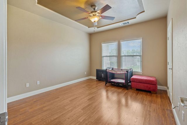 1928 S Shirk Road, Visalia, CA 93277