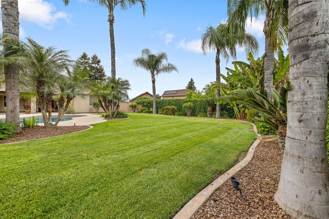 1928 S Shirk Road, Visalia, CA 93277