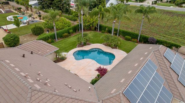 1928 S Shirk Road, Visalia, CA 93277