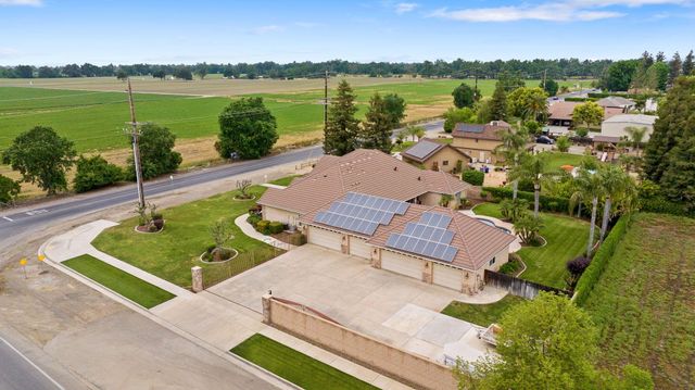 1928 S Shirk Road, Visalia, CA 93277