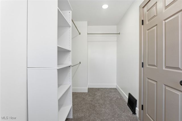 4689 Crystal Lake Avenue NW, Canal Fulton, OH 44614