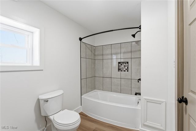 4689 Crystal Lake Avenue NW, Canal Fulton, OH 44614