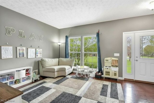 6530 Wisteria Lane, Medina, OH 44256