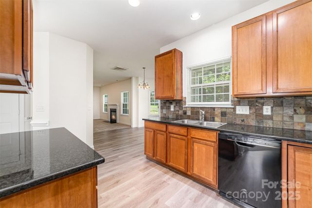 5233 Halverson Court, Kannapolis, NC 28083