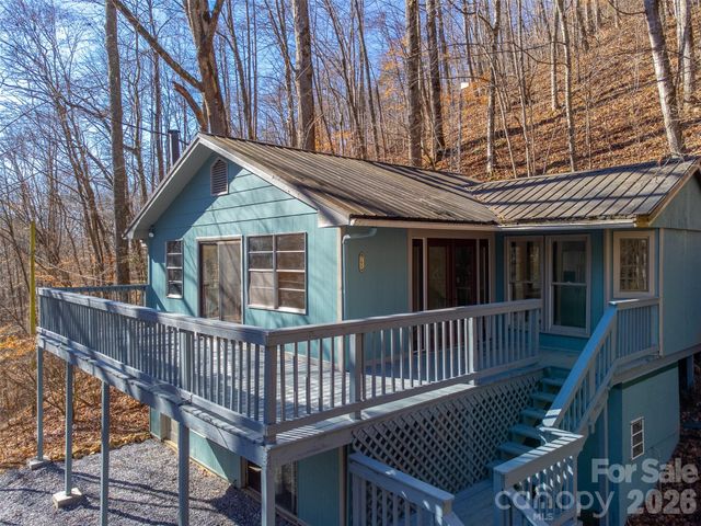 744 Coon Creek Road, Franklin, NC 28734