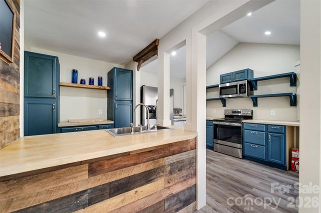 744 Coon Creek Road, Franklin, NC 28734