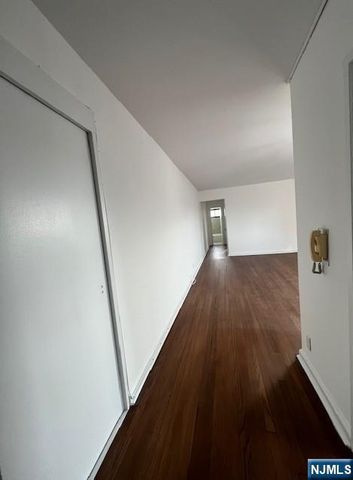 3041 Edwin Avenue 4A, Fort Lee, NJ 07024