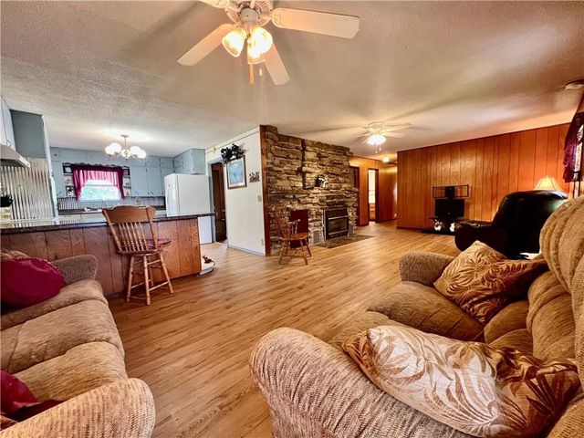 9831 Hwy 327, Deer, AR 72628