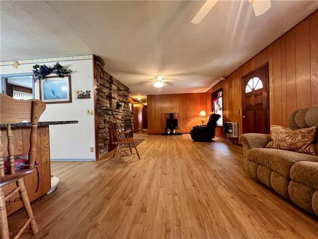 9831 Hwy 327, Deer, AR 72628