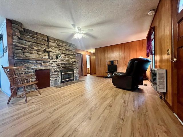 9831 Hwy 327, Deer, AR 72628