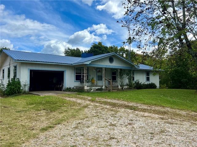 9831 Hwy 327, Deer, AR 72628