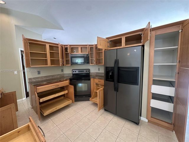 16270 La Costa Dr, Weston, FL 33326