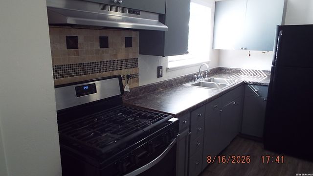 807 Stonegate, Universal City, TX 78148