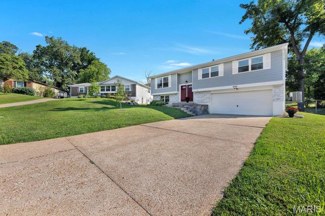 400 Coventry Lane, Manchester, MO 63021