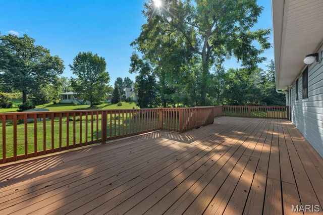 400 Coventry Lane, Manchester, MO 63021