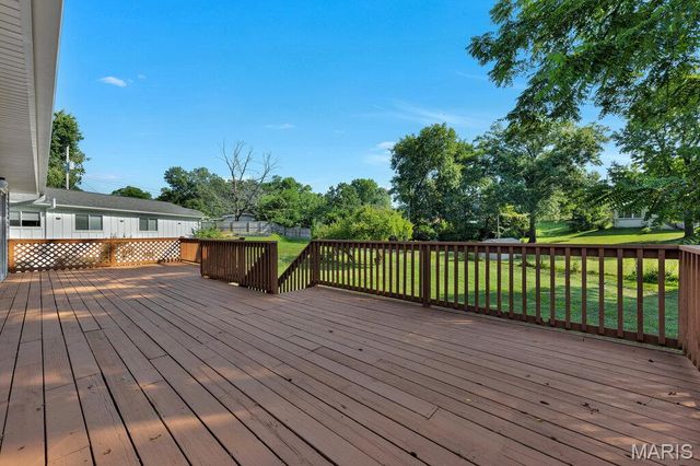 400 Coventry Lane, Manchester, MO 63021