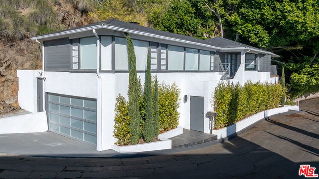 8501 Hedges Place, Los Angeles, CA 90069