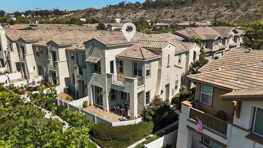 Image 1 of property listing at 3356 Campo Azul, Carlsbad, CA 92010