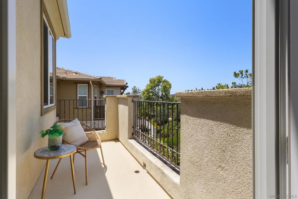 Image 16 of property listing at 3356 Campo Azul, Carlsbad, CA 92010