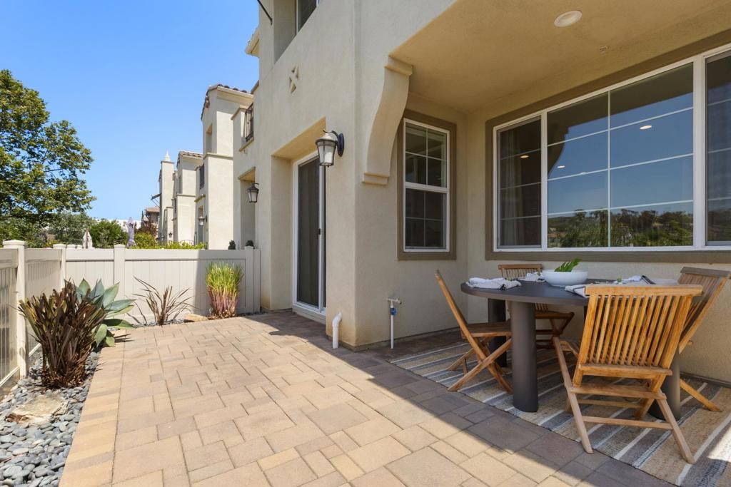 Image 31 of property listing at 3356 Campo Azul, Carlsbad, CA 92010