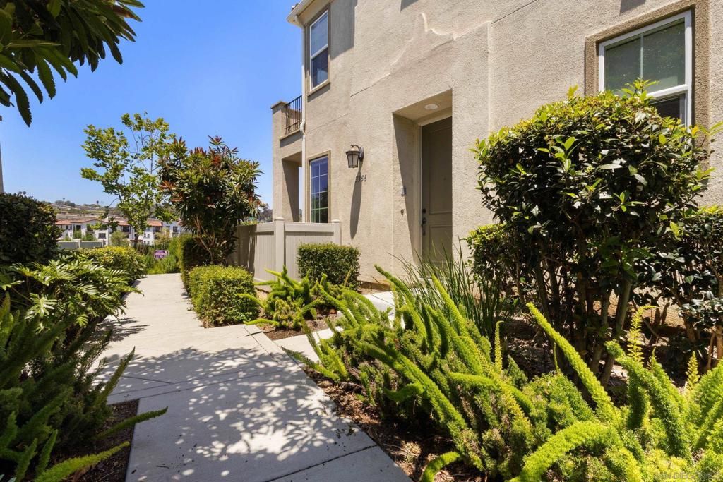 Image 32 of property listing at 3356 Campo Azul, Carlsbad, CA 92010
