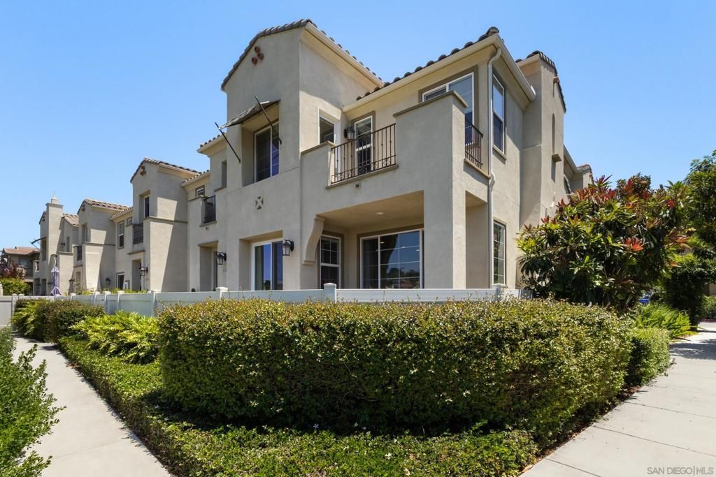 Image 34 of property listing at 3356 Campo Azul, Carlsbad, CA 92010