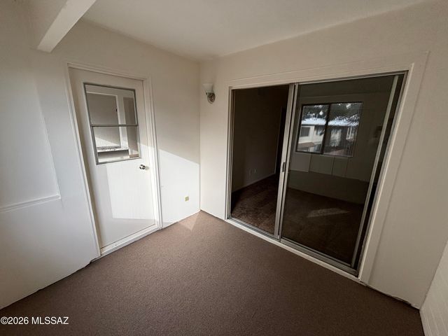 1318 S Avenida Polar Apt F208, Tucson, AZ 85710