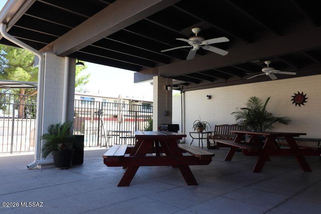 1318 S Avenida Polar Apt F208, Tucson, AZ 85710