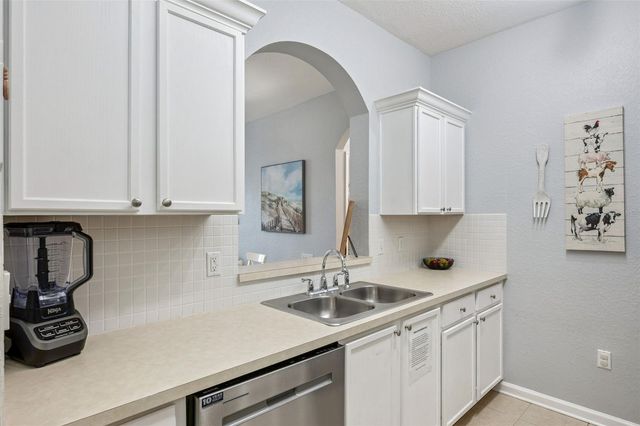 7650 COMROW STREET 105, Kissimmee, FL 34747