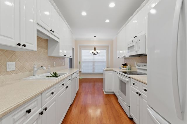 7045 Sunrise Cir, Franklin, TN 37067