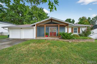 1309 Cave Springs Estate Drive, St Peters, MO 63376
