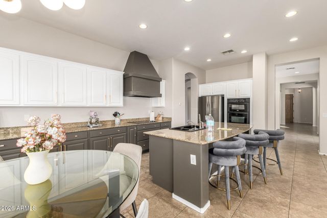 32819 N 23RD Avenue, Phoenix, AZ 85085