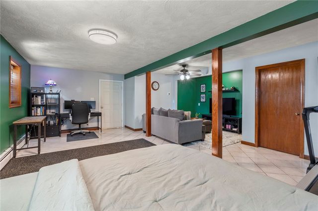 22 Kinnicutt Avenue, Warren, RI 02885