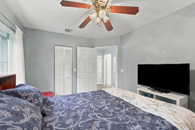 6211 NW 58th Way, Parkland, FL 33067