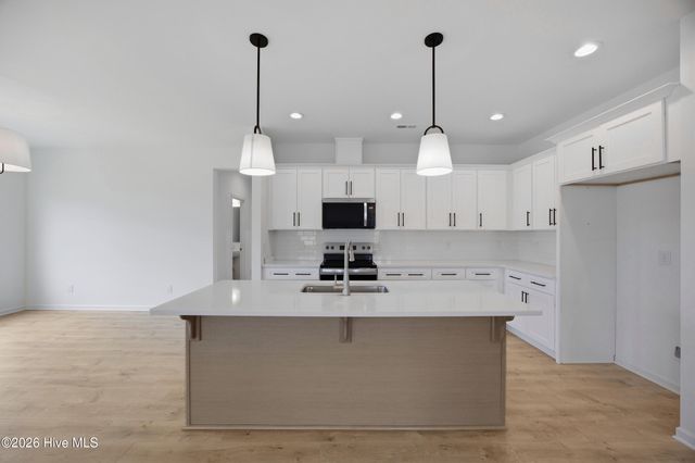 111 Eddie Drive, Burgaw, NC 28425