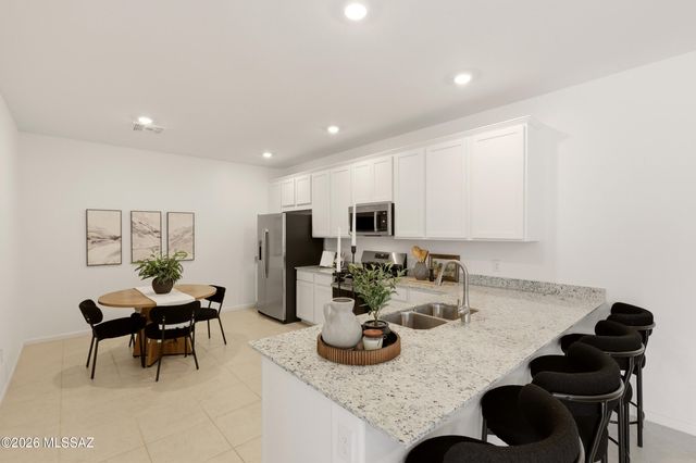 10473 W Kerrigan Lane, Marana, AZ 85653