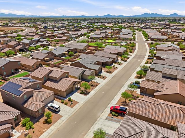 10473 W Kerrigan Lane, Marana, AZ 85653