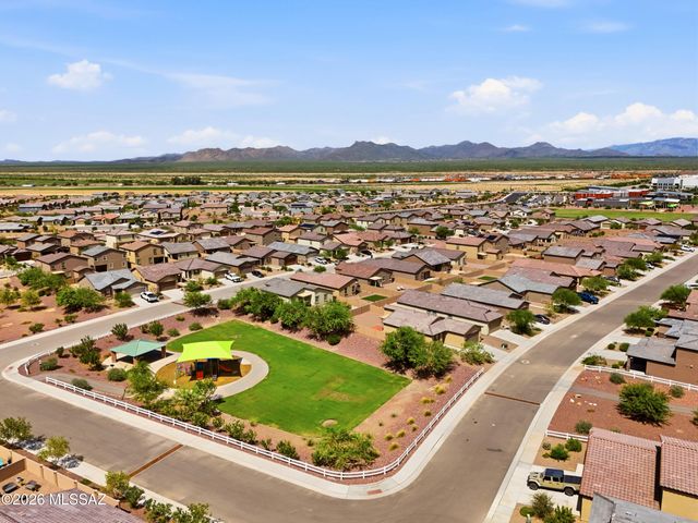 10473 W Kerrigan Lane, Marana, AZ 85653