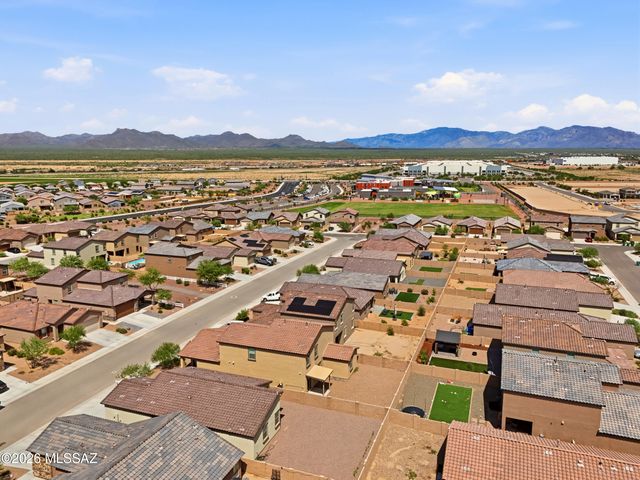 10473 W Kerrigan Lane, Marana, AZ 85653