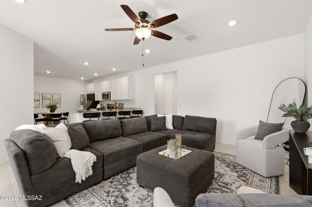 10473 W Kerrigan Lane, Marana, AZ 85653