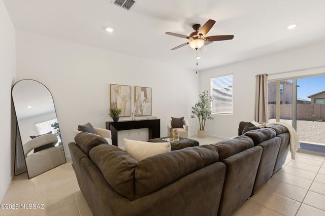 10473 W Kerrigan Lane, Marana, AZ 85653