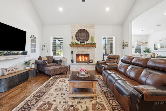 113 Revere Drive, Weatherford, TX 76088