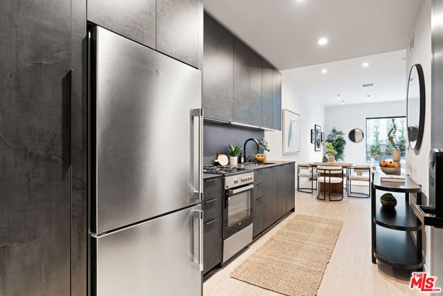 3688 Overland Avenue PH3, Los Angeles, CA 90034