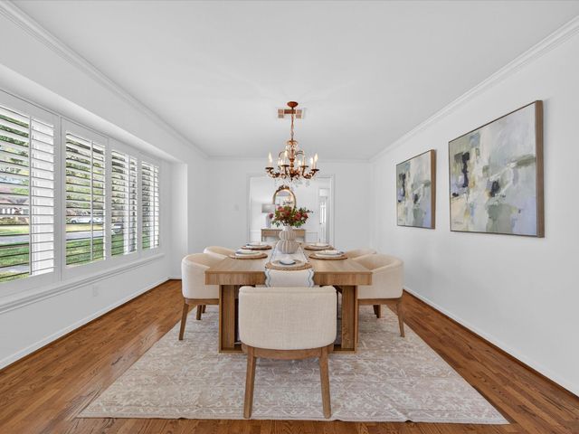 8015 Fairdale Lane, Houston, TX 77063