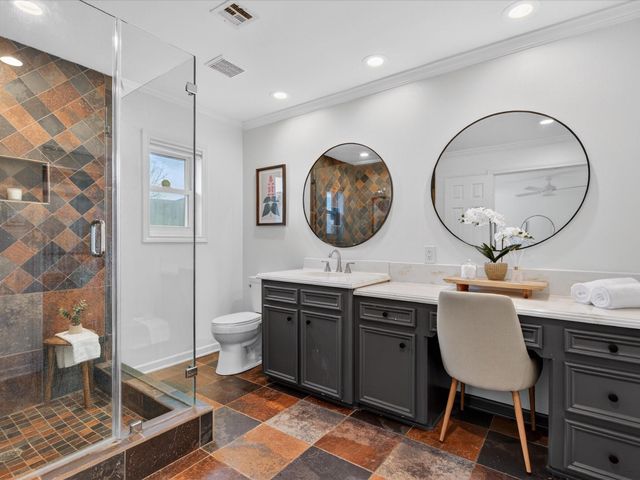 8015 Fairdale Lane, Houston, TX 77063