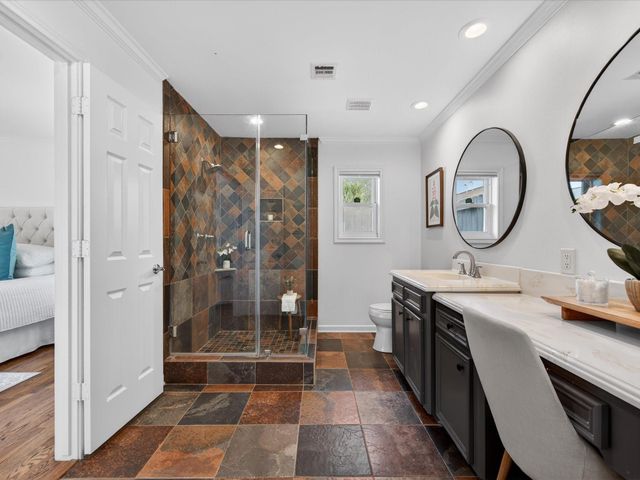 8015 Fairdale Lane, Houston, TX 77063