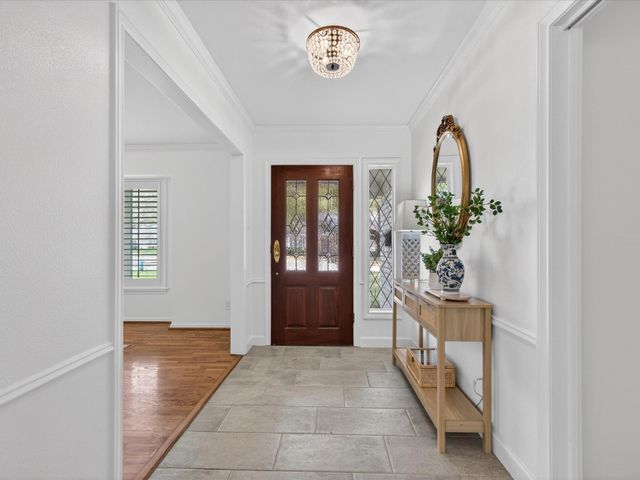 8015 Fairdale Lane, Houston, TX 77063