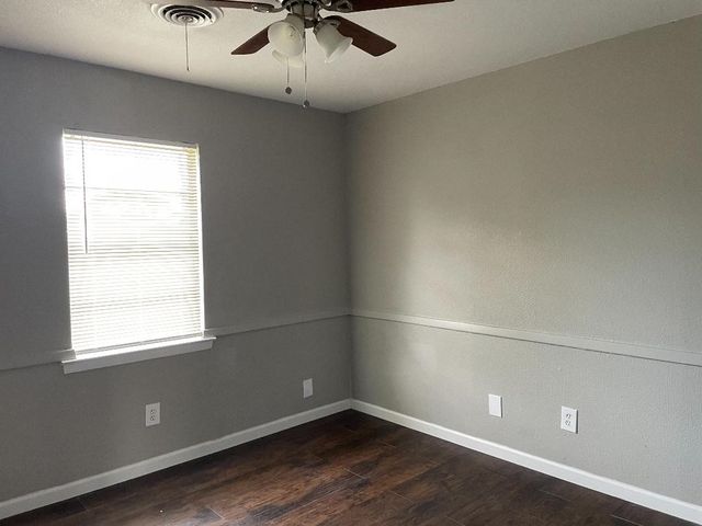 4425 Jane Anne Street, Haltom City, TX 76117