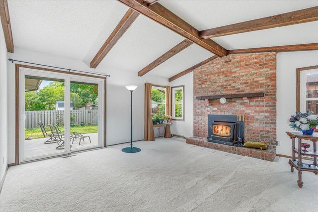 7400 Concerto Curve NE, Fridley, MN 55432